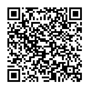因为这他曾经发现过帕里斯和妮可这两个小家伙偷偷在房间里滚成了一团二维码生成