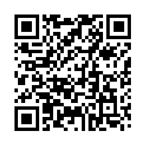 围拢在白云中的护体红光之外不住盘旋二维码生成