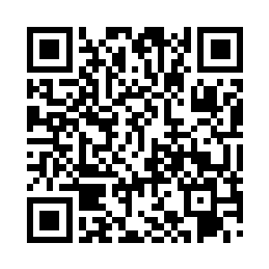 围绕着青火宗的元婴初期大修士不停地甩二维码生成