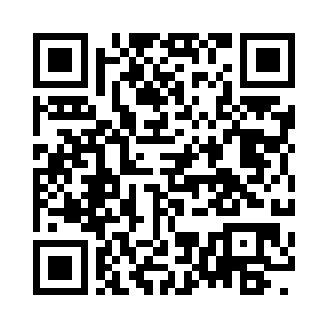 在他的嘴中赫然有着四颗尖利的牙齿二维码生成