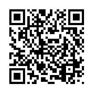 在危险面前也一次次挡在我们身前二维码生成