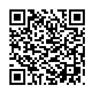 在渐渐适应了那笔墨无法形容的光亮之后二维码生成