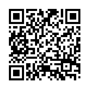 在身后几十丈远的地方散发出朦胧蓝光二维码生成