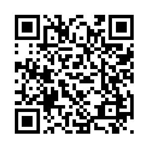 坐在我旁边的靓丽女子看到了那几具尸体二维码生成