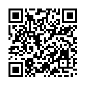 夏天的双眼看向了这块黑色的东西二维码生成