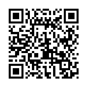 大汉胡乱残缺的牙齿咧开更多一些二维码生成