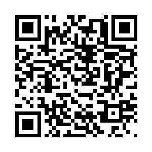 她又注意到房里多了两对陌生的男女二维码生成