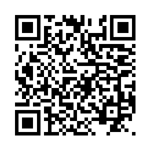 她就看到自己的随身空间在康云云身上二维码生成