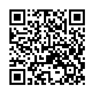 她应该很久都没有这么轻松的散步了吧二维码生成