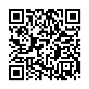 她应该是已经在很用力的去遮掩自己的失态了二维码生成