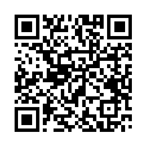 她微有些红肿的眼睛看上去是那般的可怜二维码生成