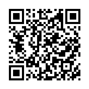 她的目光落到了之前被她认为疯子的编号之上二维码生成