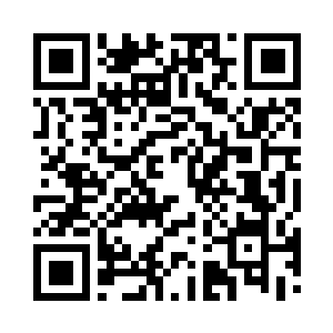 她的目光落在门口仰头望着月色的陆江身上二维码生成