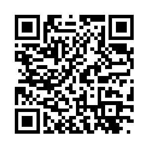 她的眼眸中还带着岁月不曾留住的清纯二维码生成
