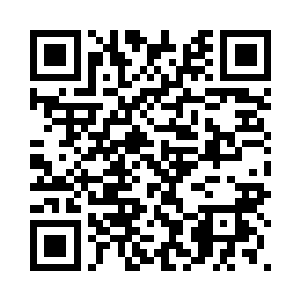 她跟着那对男女经历了许多的事情二维码生成