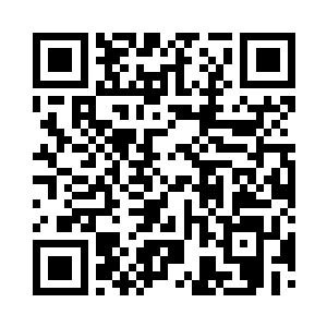 她还是乖乖地被卢向东牵着上了吉普车二维码生成