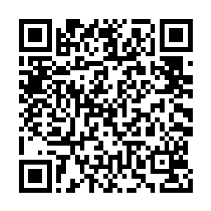 如果说以前还指望能把小世界当做最后退路的话二维码生成