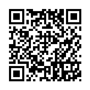 如狂风暴雨般向那架倒地的机甲狂砍二维码生成