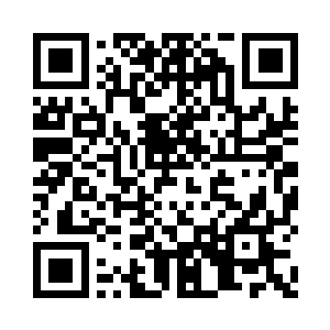 姜美玲抓住张小凡靠近自己的那只手二维码生成