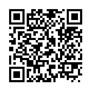 孙子轩立刻就明白了眼前这位中年美妇是谁了二维码生成