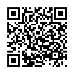 定睛细看说话的是个年纪轻轻的官员二维码生成