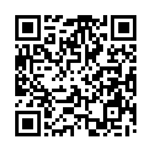 容锦陪着燕离在彼时只是一片青绿的草地上二维码生成