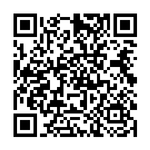 察言观色地瞄了一下那个自始至终不动如山的身影儿二维码生成