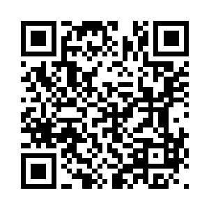 对着旁边的人就是狠狠地一个嘴巴子抽上去二维码生成
