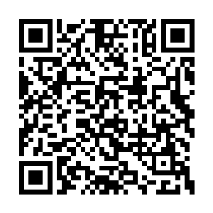 将一封刚刚写好的密信交给刑房一位拂水房头目二维码生成