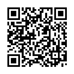 将手掌中微微发烫的贴片显现出来二维码生成