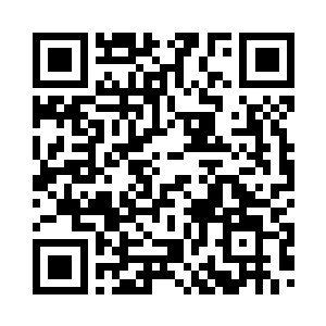 将肉卷一个接一个的放入口中大嚼二维码生成