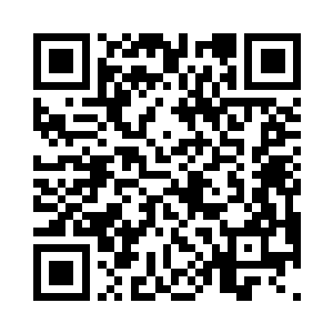 将铁甲食人魔的脑袋狠狠地踩在了脚下二维码生成