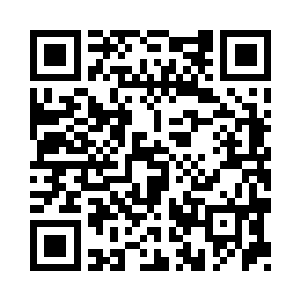 小张的英雄形象完全被铺陈得力透纸背二维码生成