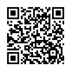 小杰克的妻子米歇尔正在为两个孩子忙碌着二维码生成