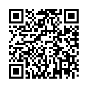 小龙笑眯眯地将一颗细微的结晶递给了马文二维码生成