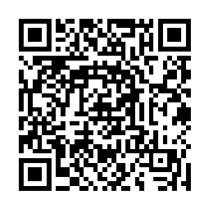 就会意识到自己老爸公安局副局长的身份有多大的能量二维码生成
