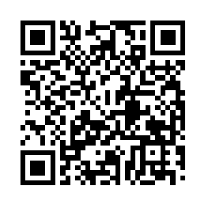 崔勃一急之下已经站起来跑向了卢卡斯二维码生成