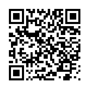 巨大手指带着呼啸之音从天际按下二维码生成