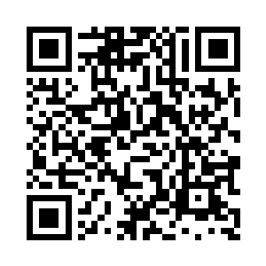 已经快要走到大门口的女人忽然回过头来说道二维码生成