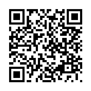 已经闪电般的抽出了咬在口中的长刀二维码生成