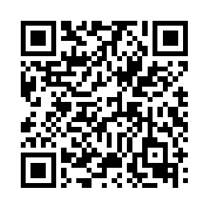 帽檐低低地压在一双浓黑有致的剑眉上二维码生成