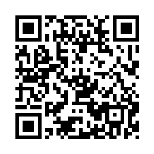 平静的黑海渐渐生出了一个巨大的漩涡二维码生成