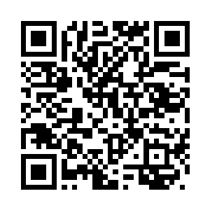 并且已然来到了那三块钢铁的近前二维码生成