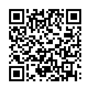 并且每一柄都巨大得超过她自己的身形二维码生成