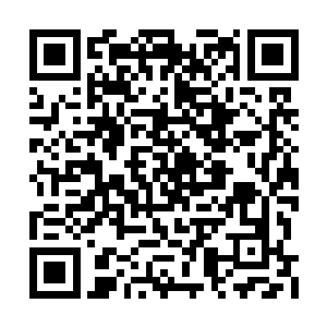 并且马文珑发现尼龙绳的上方好像绑着其他东西二维码生成