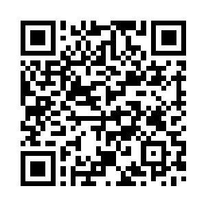 并将开启的箱盖内侧对准了蒋道德二维码生成