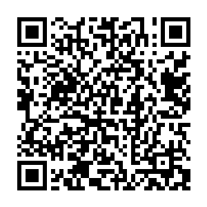 张铁确实会经常想起在黑炎城那胡天胡地的日子和与潘多拉在离开前一夜的疯狂二维码生成