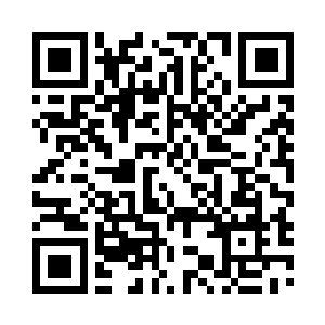 当大门打开了足够两个人并排进去的缝隙之后二维码生成