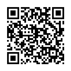 当她看到她的桌上摆放着莫权凯的专辑时二维码生成