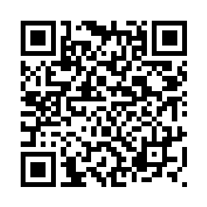 当飞机停在了西安国际机场的时候二维码生成